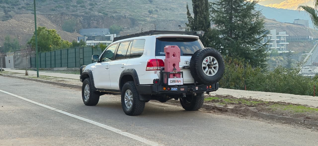 Vehicle media 4