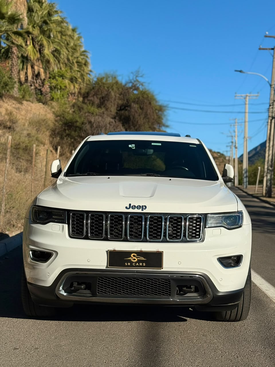 Vehicle media 7