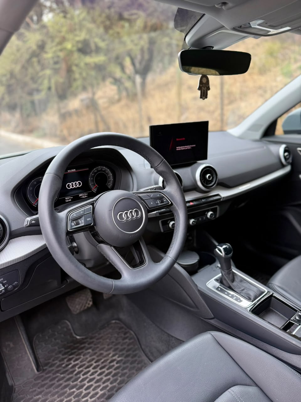 Vehicle media 7