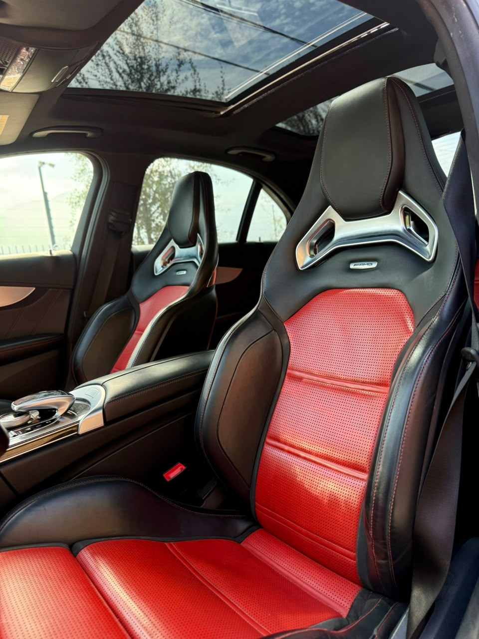 Vehicle media 7
