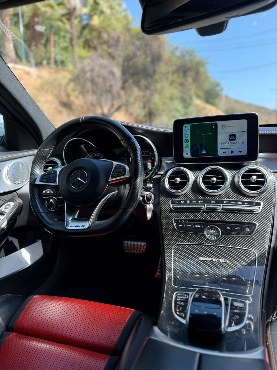 Vehicle media 9