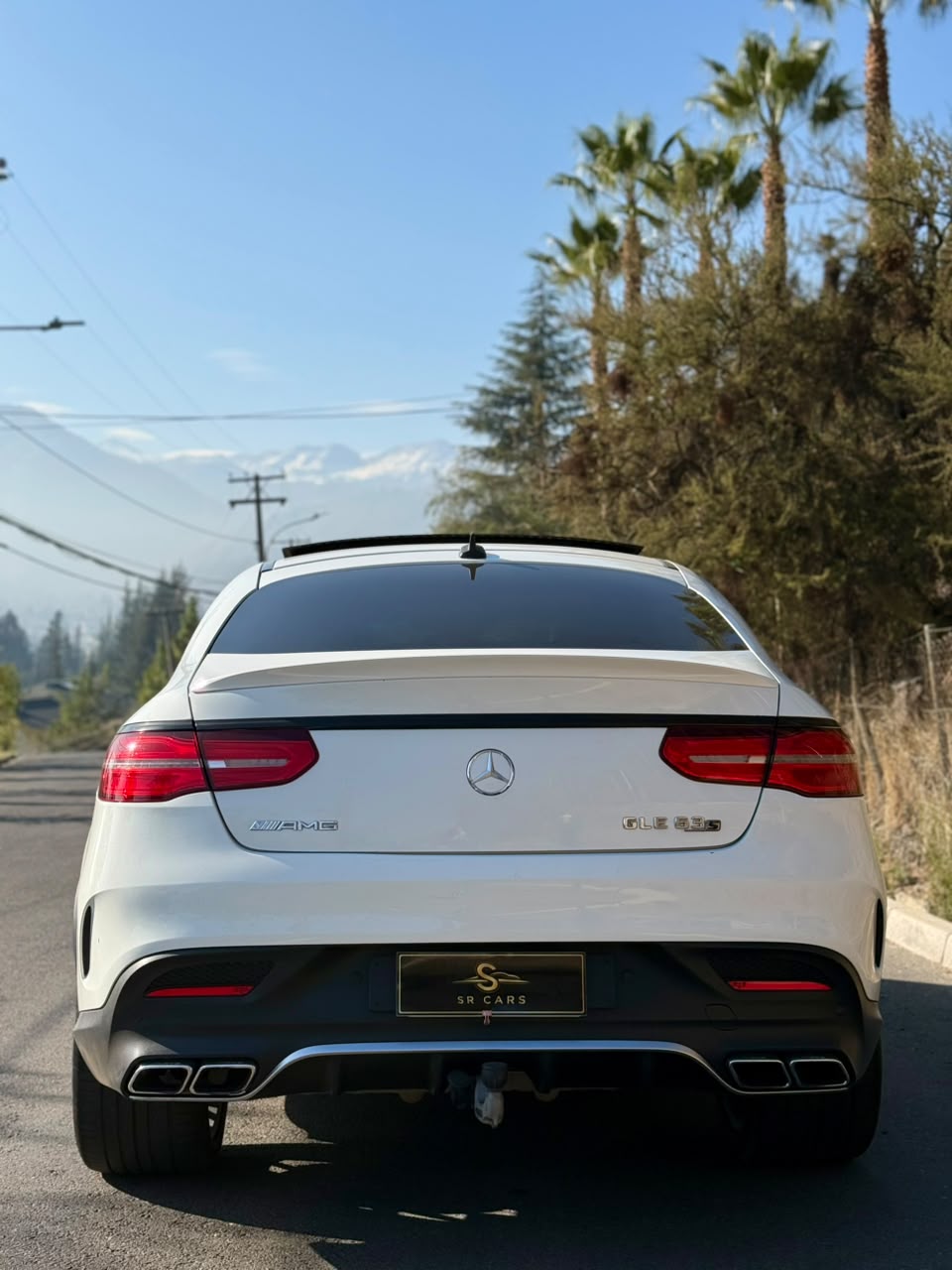 Vehicle media 4