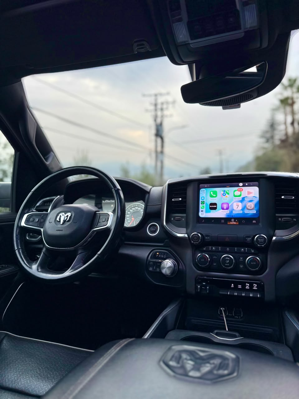 Vehicle media 8