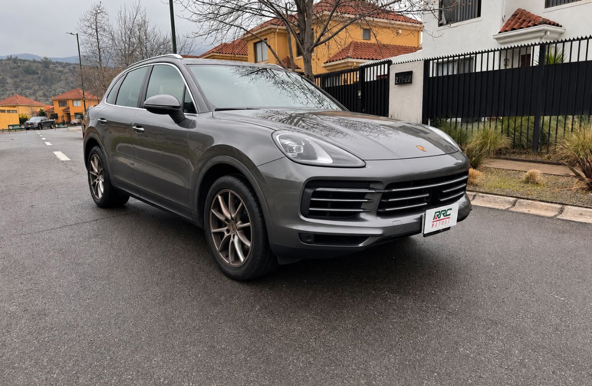 Vehicle media 10