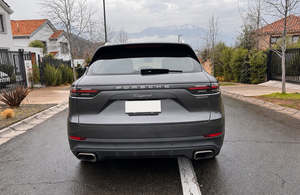 Vehicle media 7