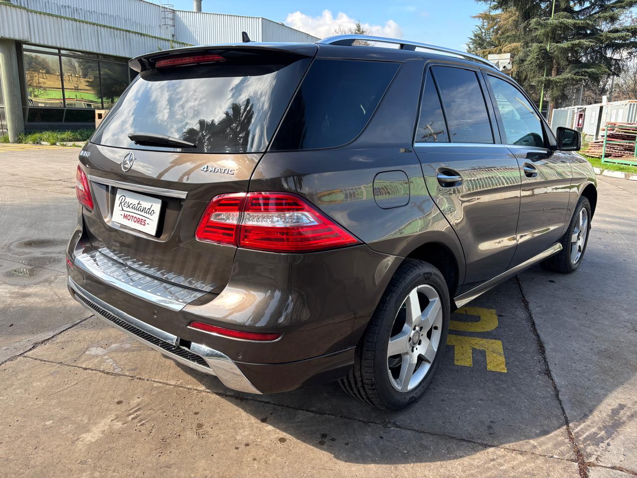 Vehicle media 3