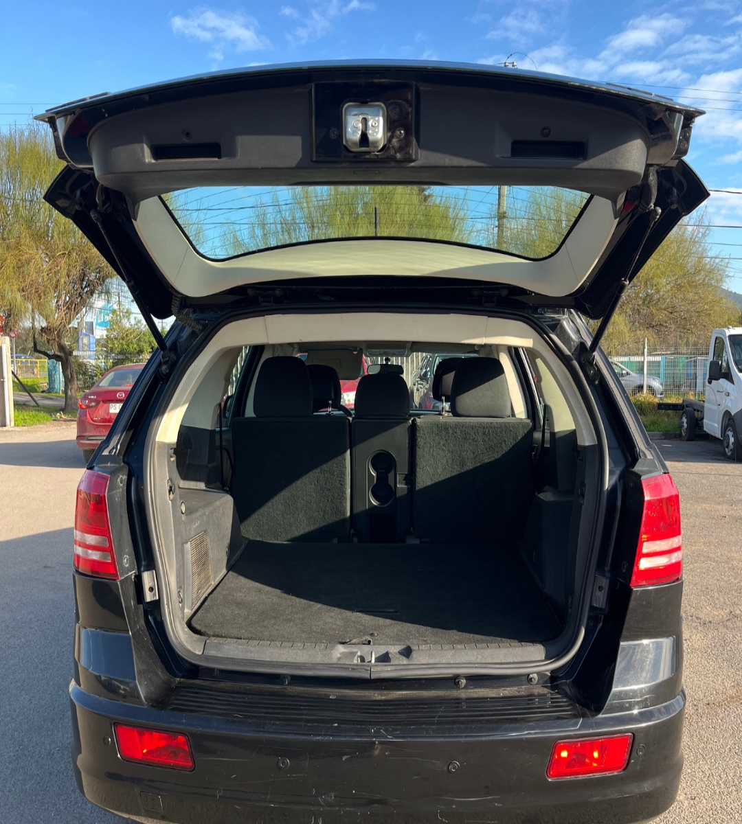 Vehicle media 5