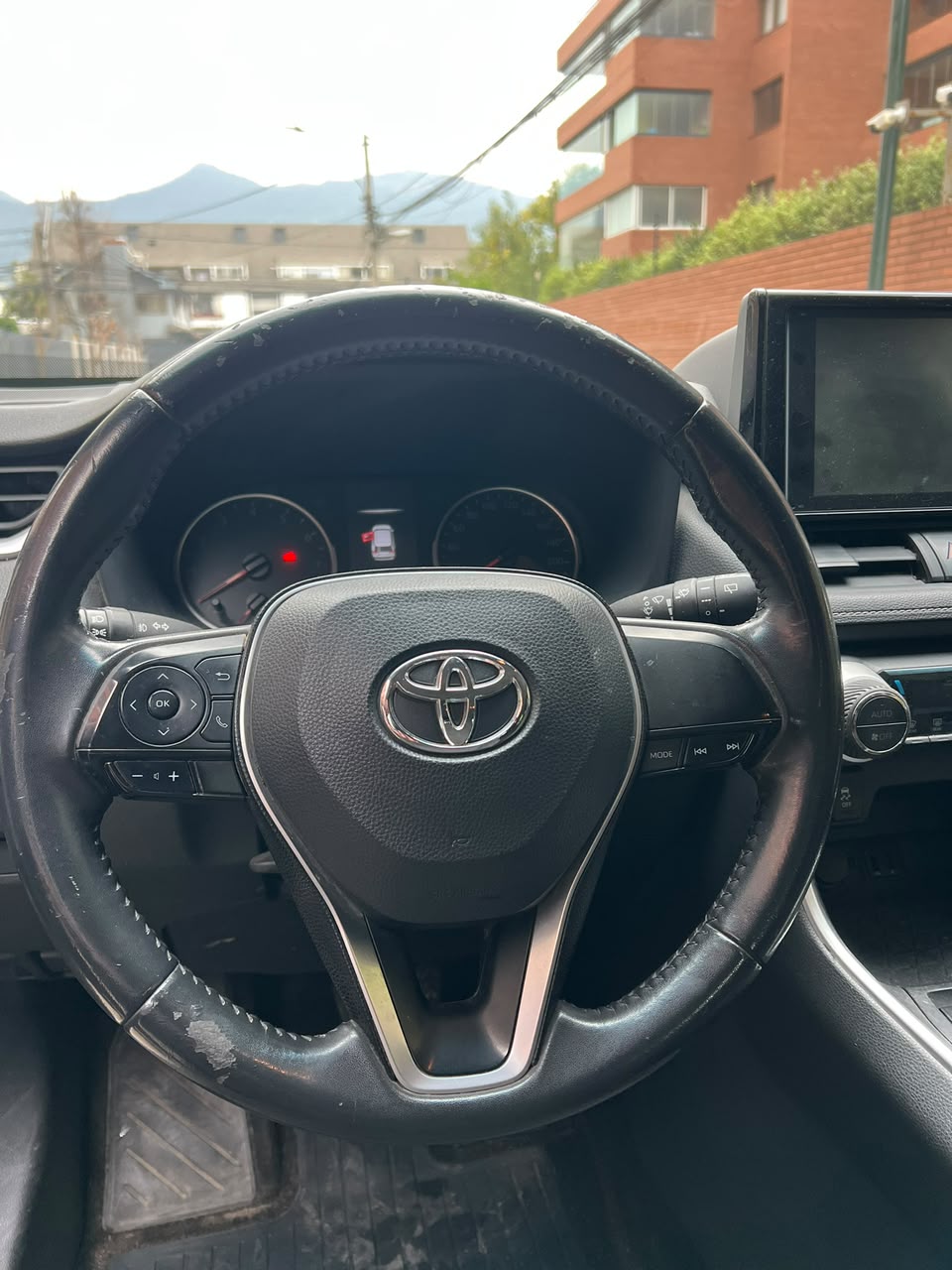 Vehicle media 9