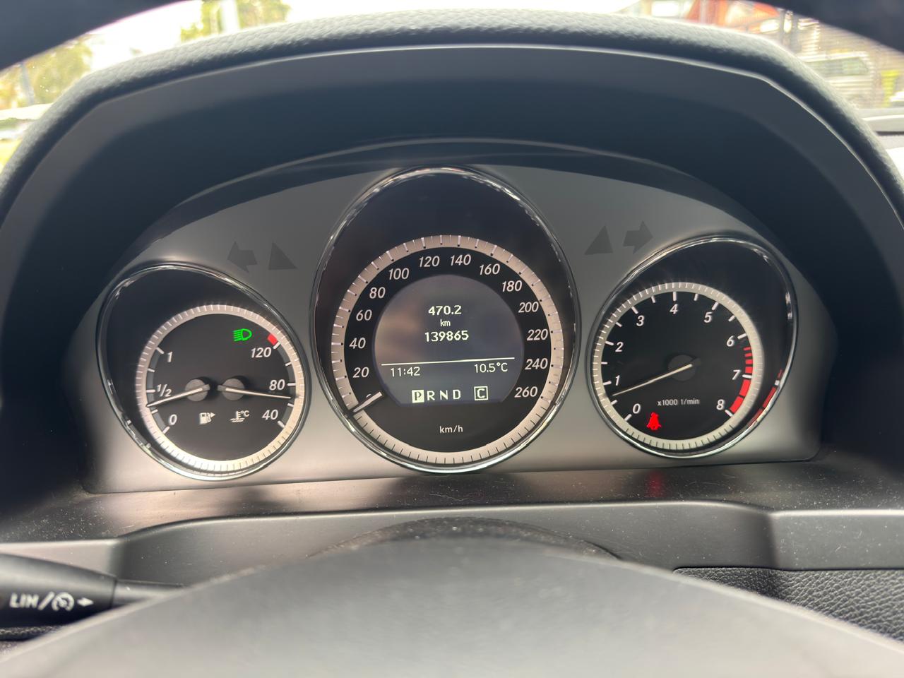 Vehicle media 9