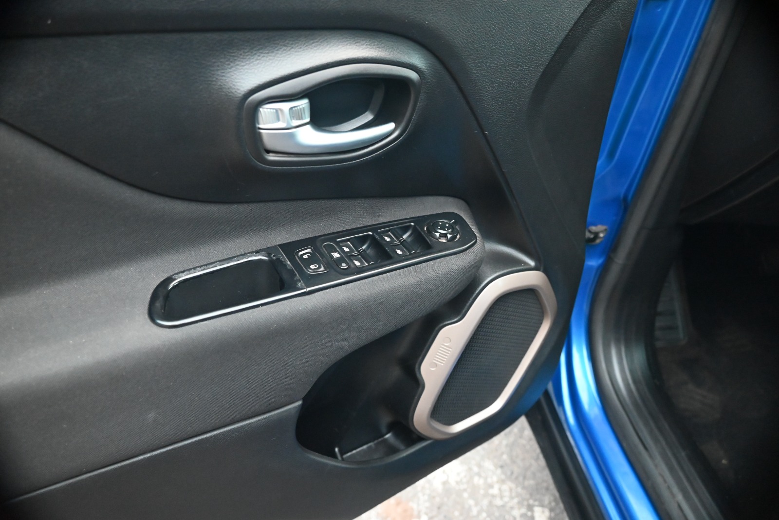 Vehicle media 12
