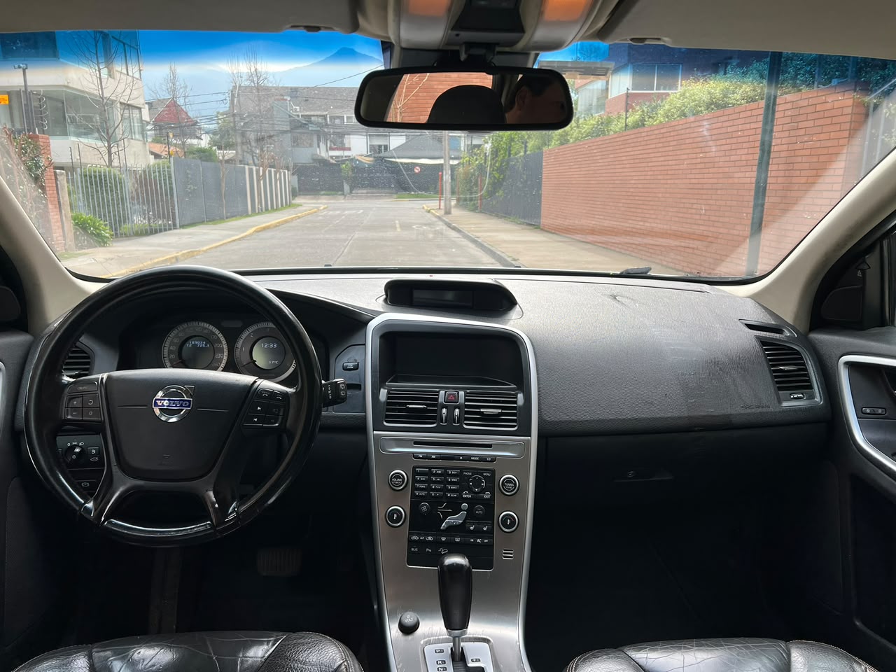 Vehicle media 14