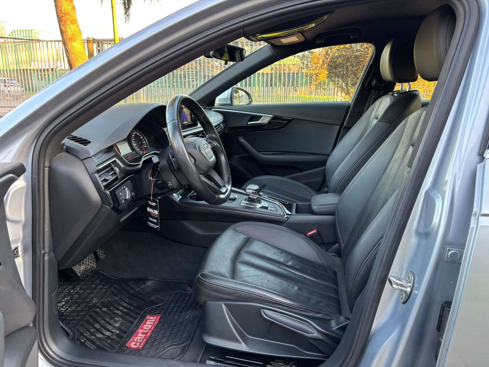 Vehicle media 9