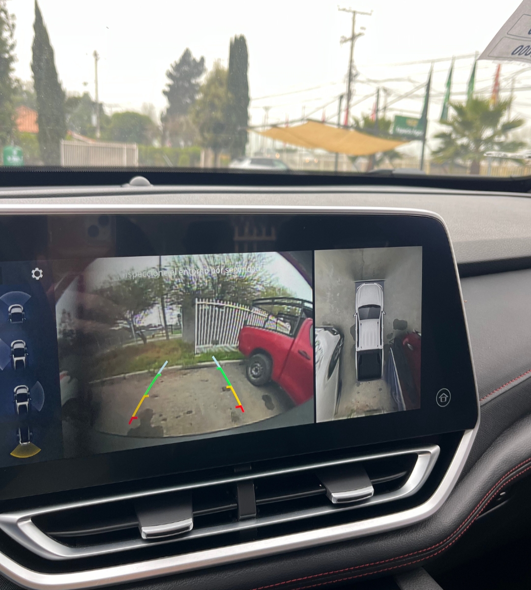 Vehicle media 9