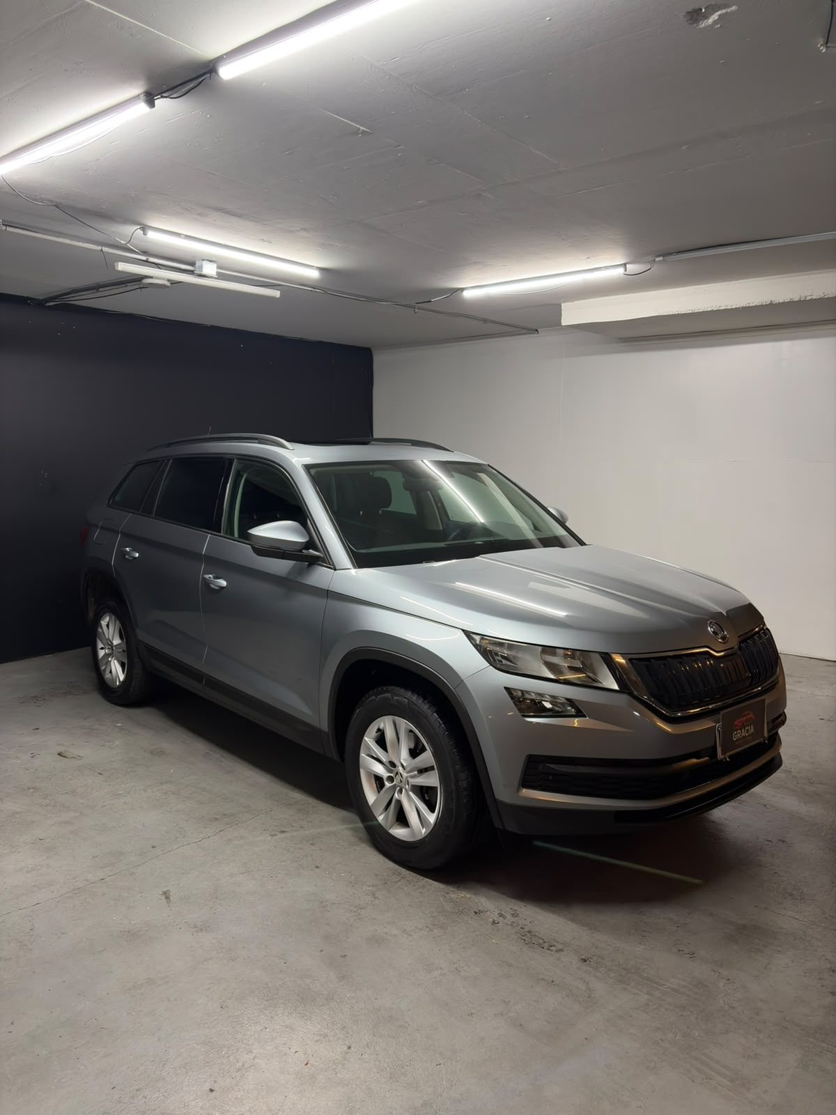 Vehicle media 3