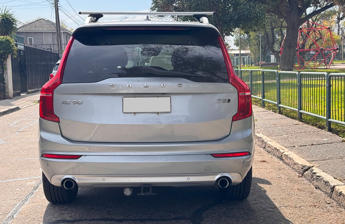 Vehicle media 6