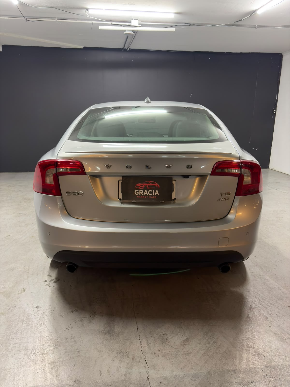 Vehicle media 5
