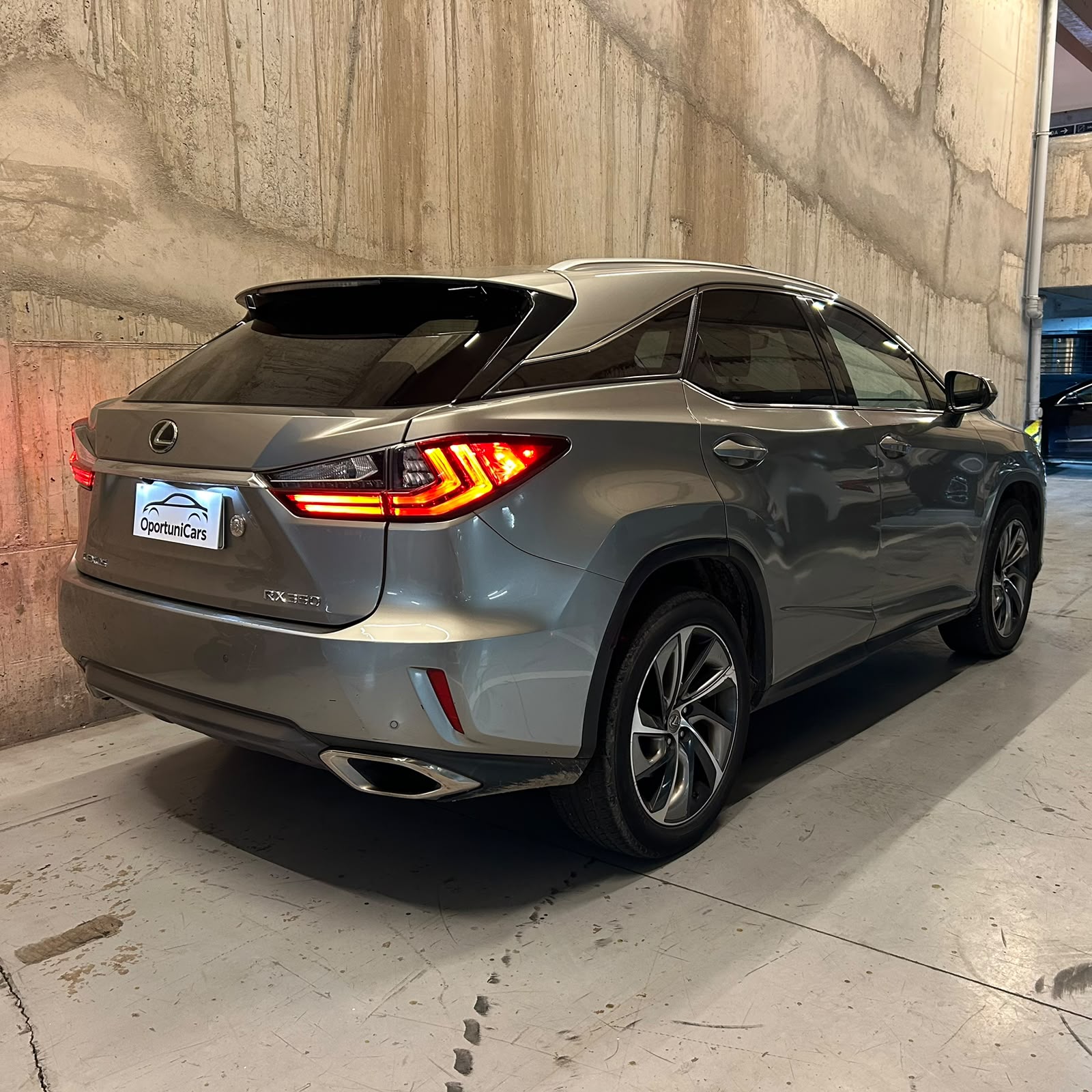 Vehicle media 5