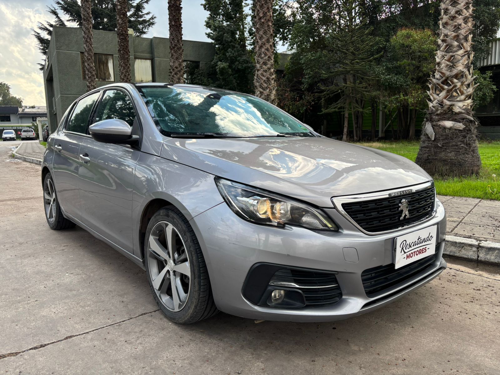 Vehicle media 5