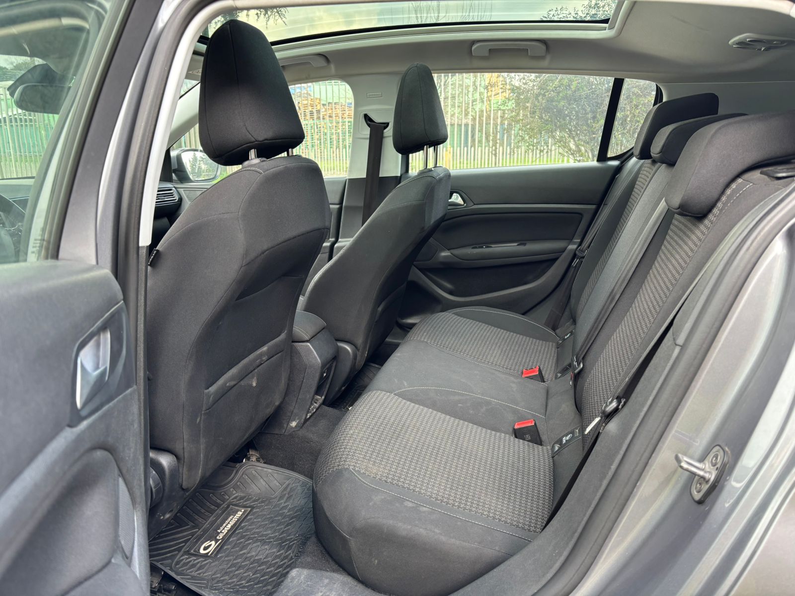 Vehicle media 7