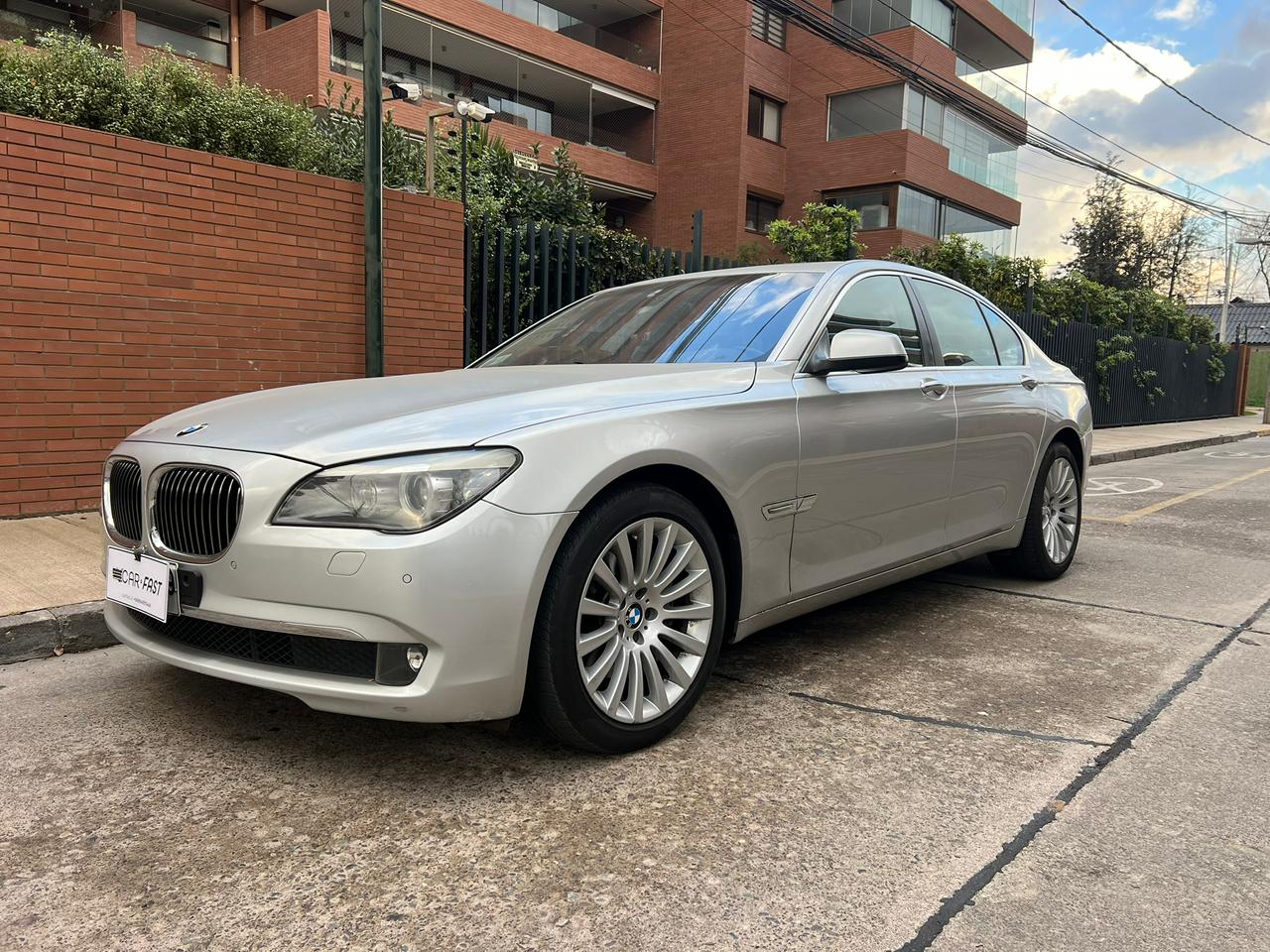Vehicle media 3