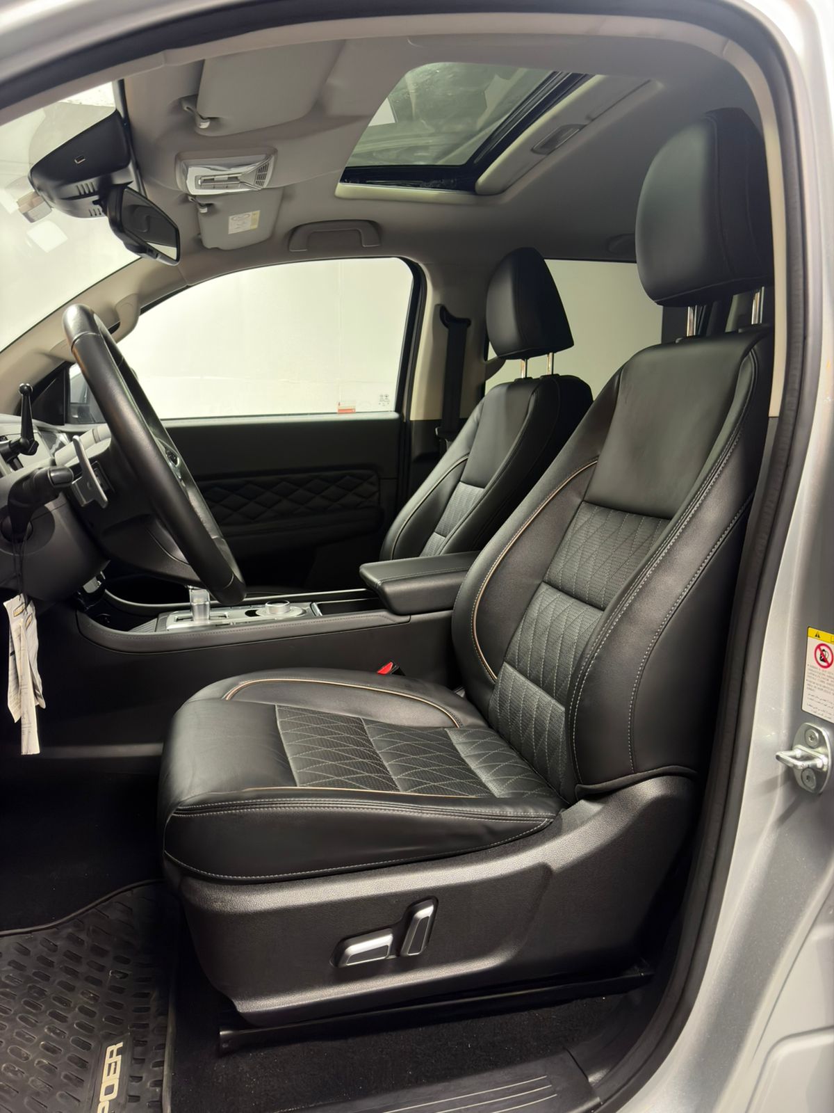 Vehicle media 10