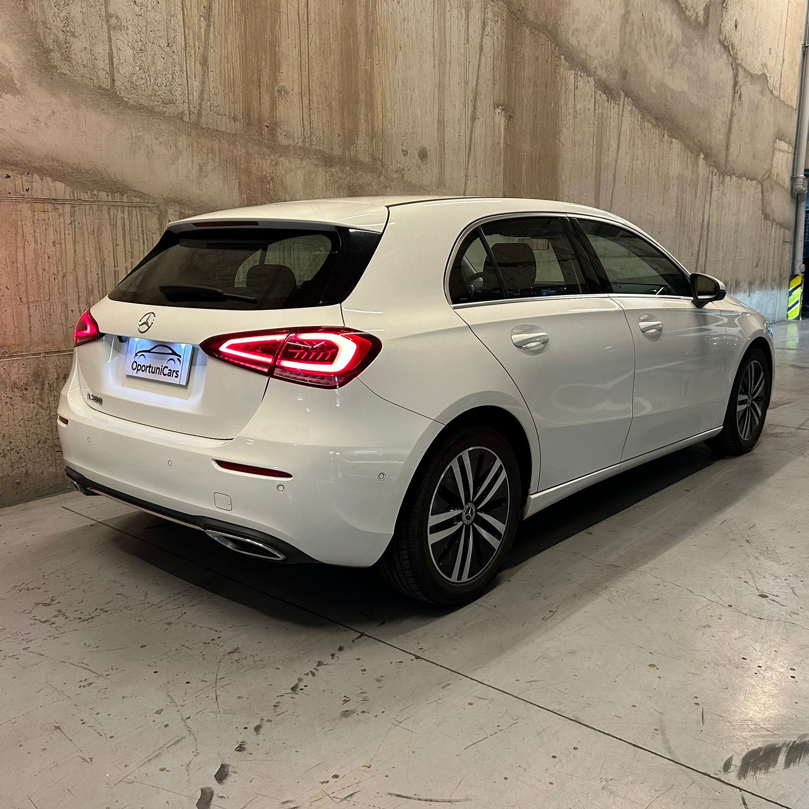 Vehicle media 5