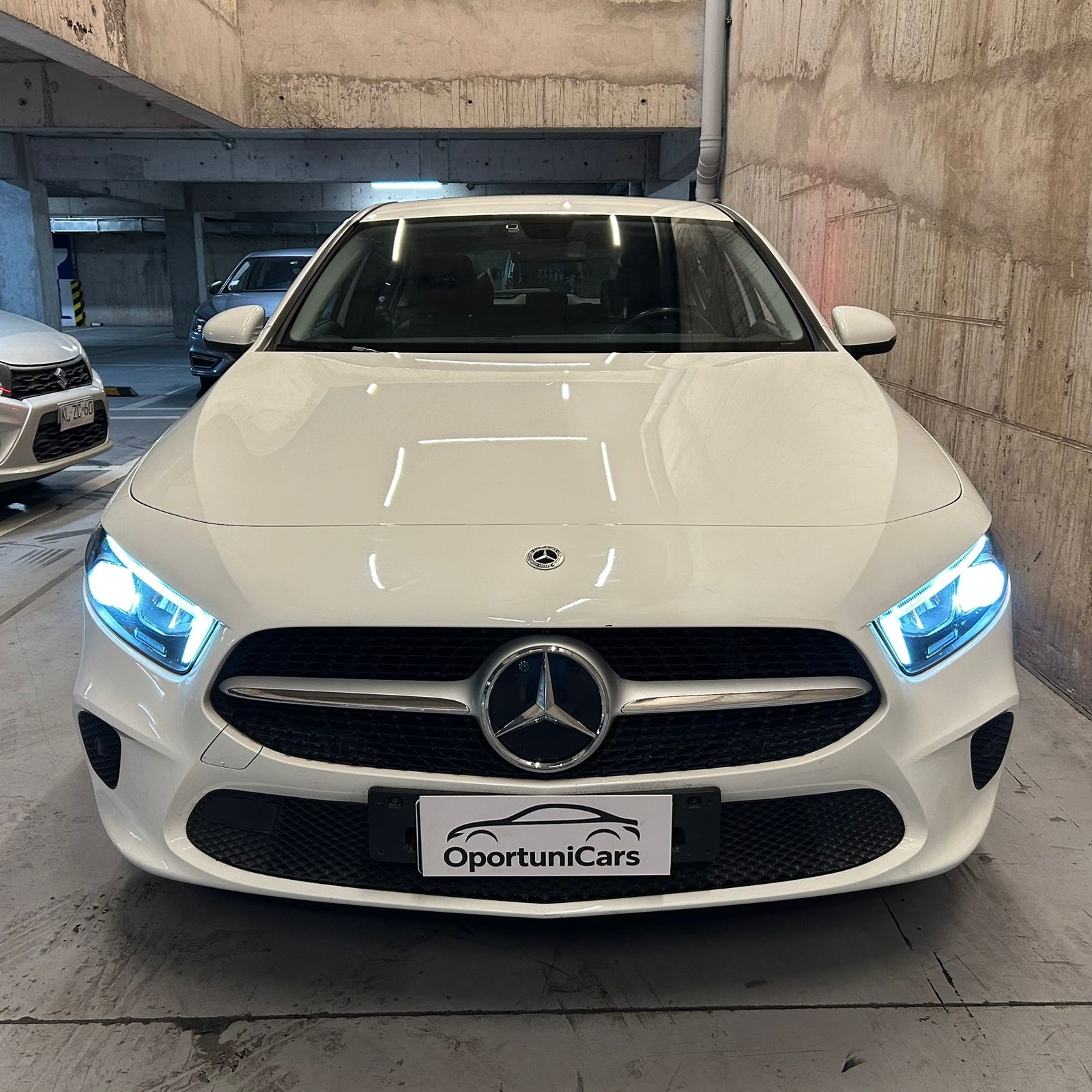 Vehicle media 8