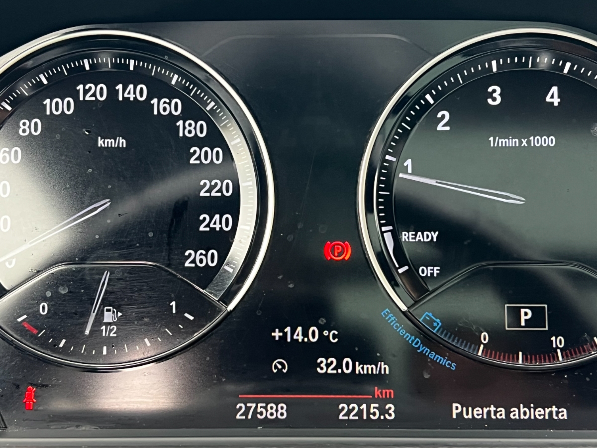 Vehicle media 10