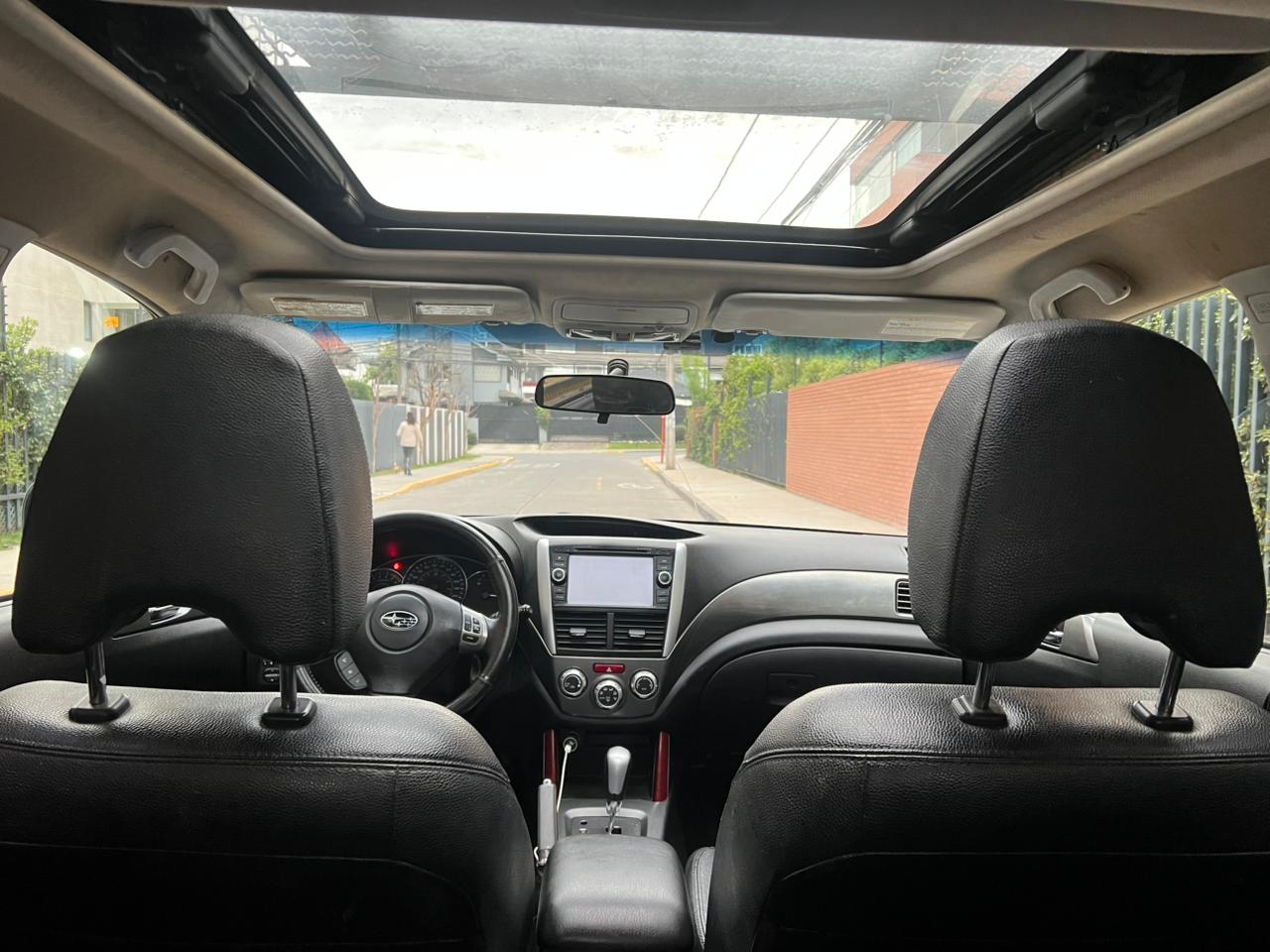 Vehicle media 9