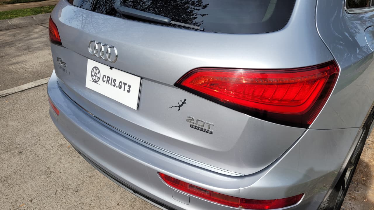 Vehicle media 4