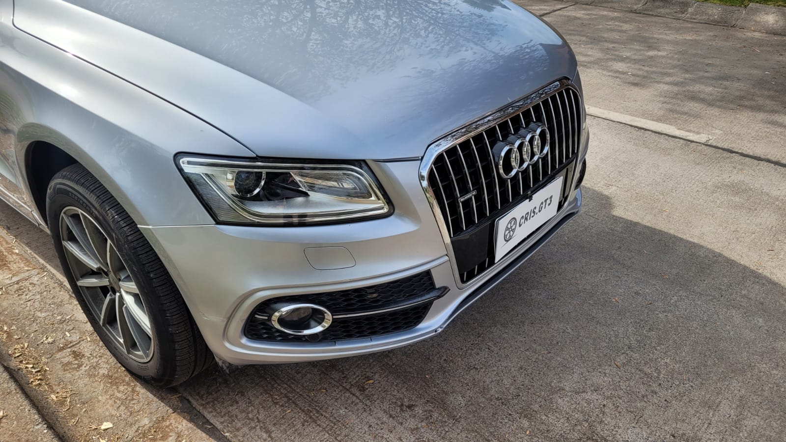 Vehicle media 6