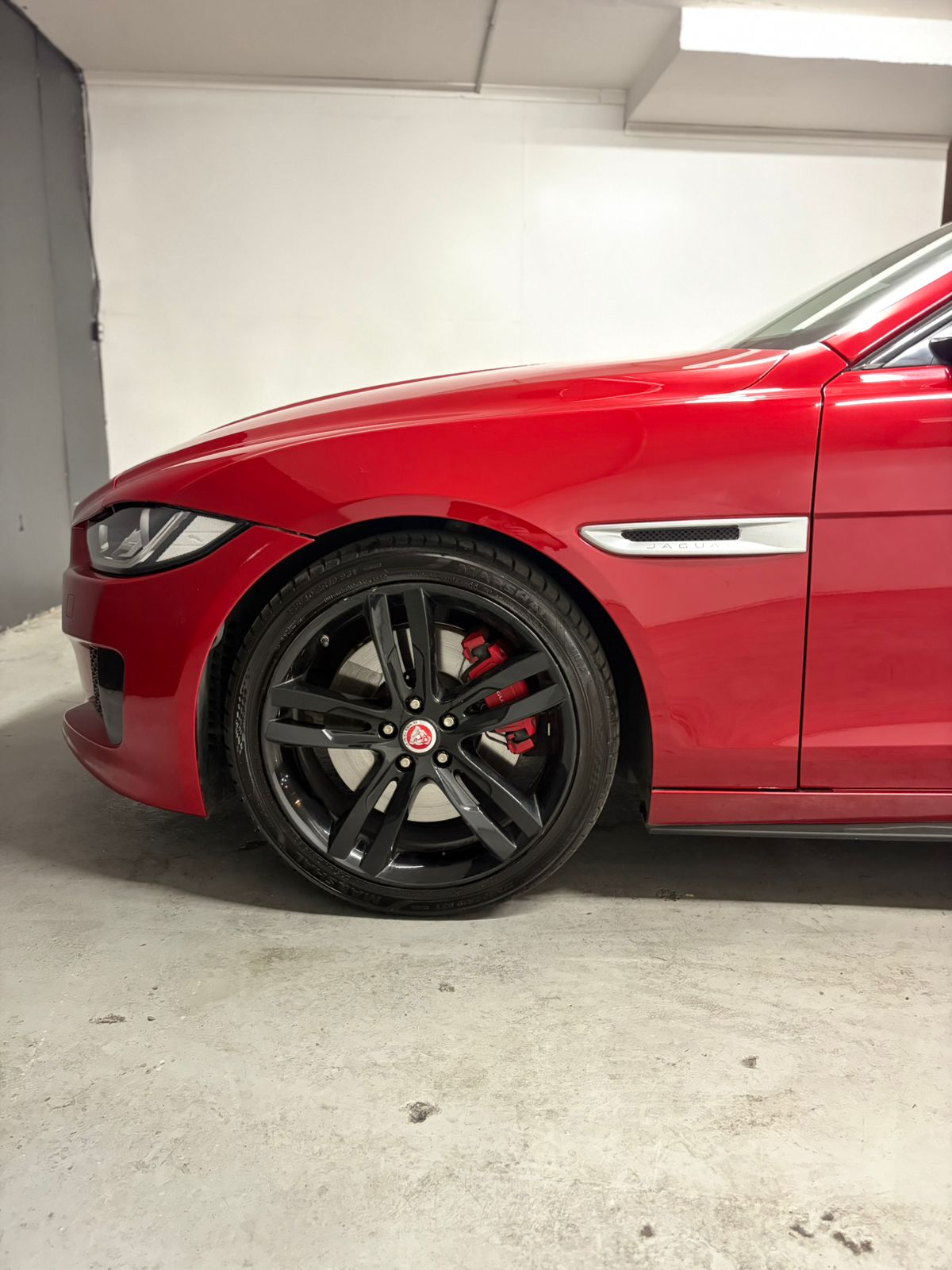 Vehicle media 7