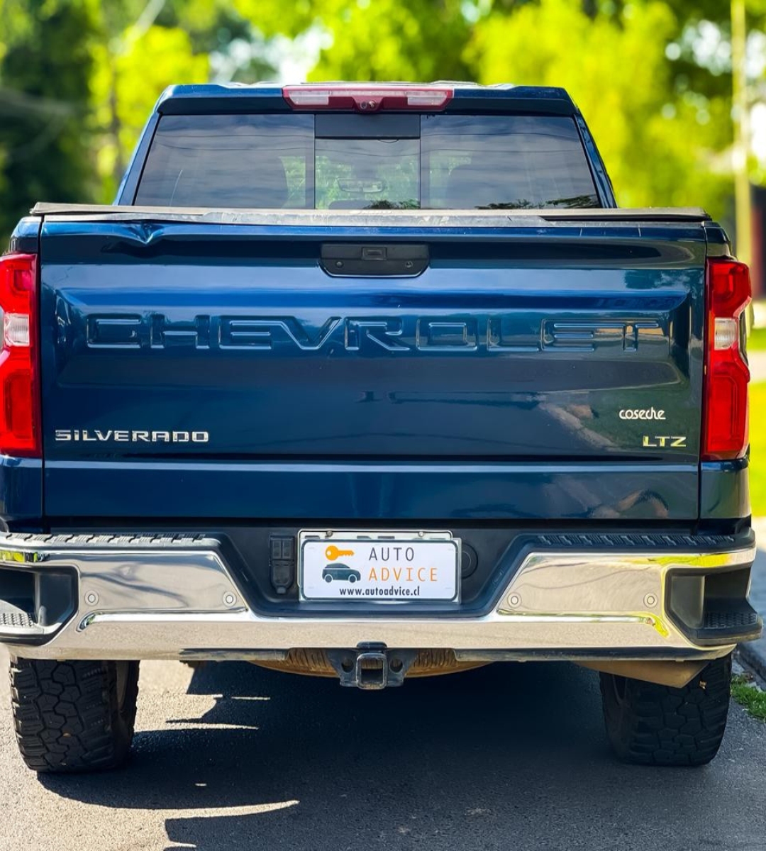 Vehicle media 2