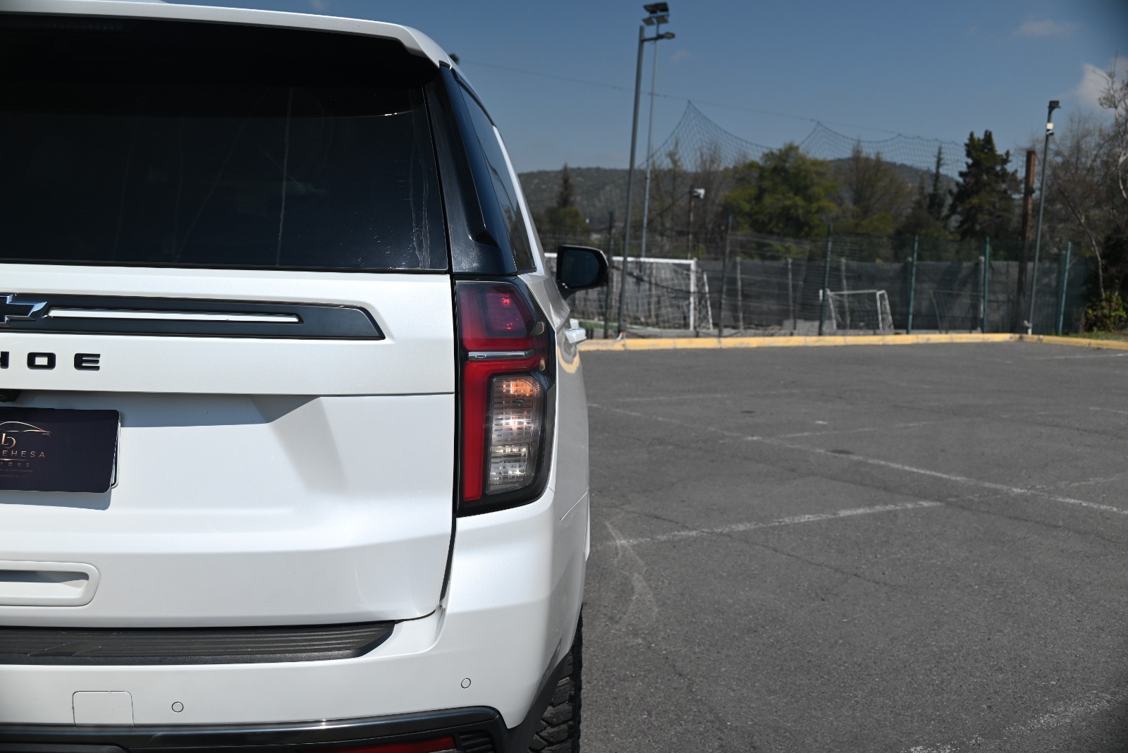 Vehicle media 6