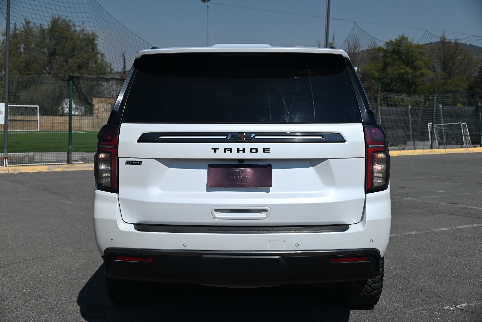 Vehicle media 7