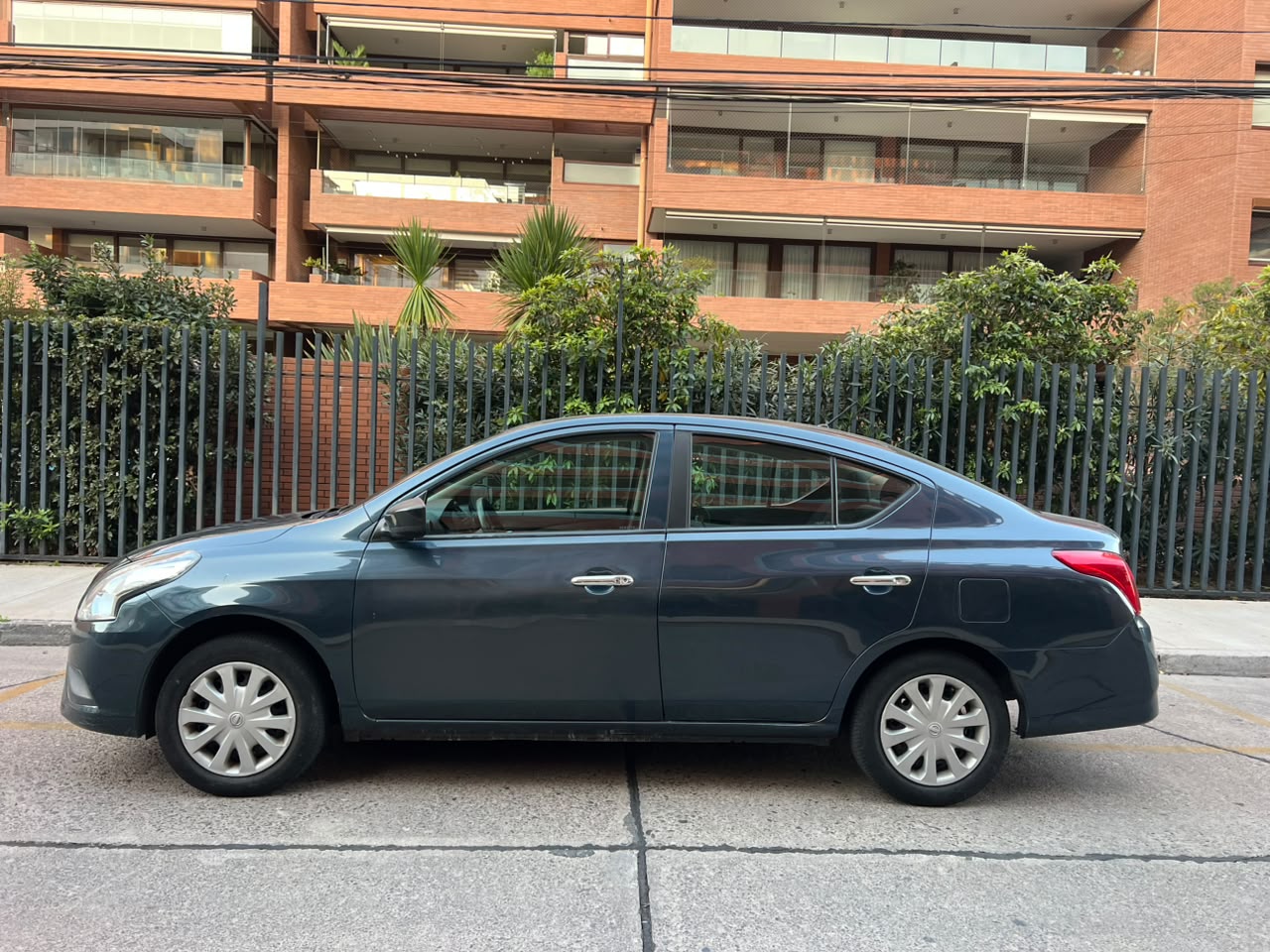 Vehicle media 4