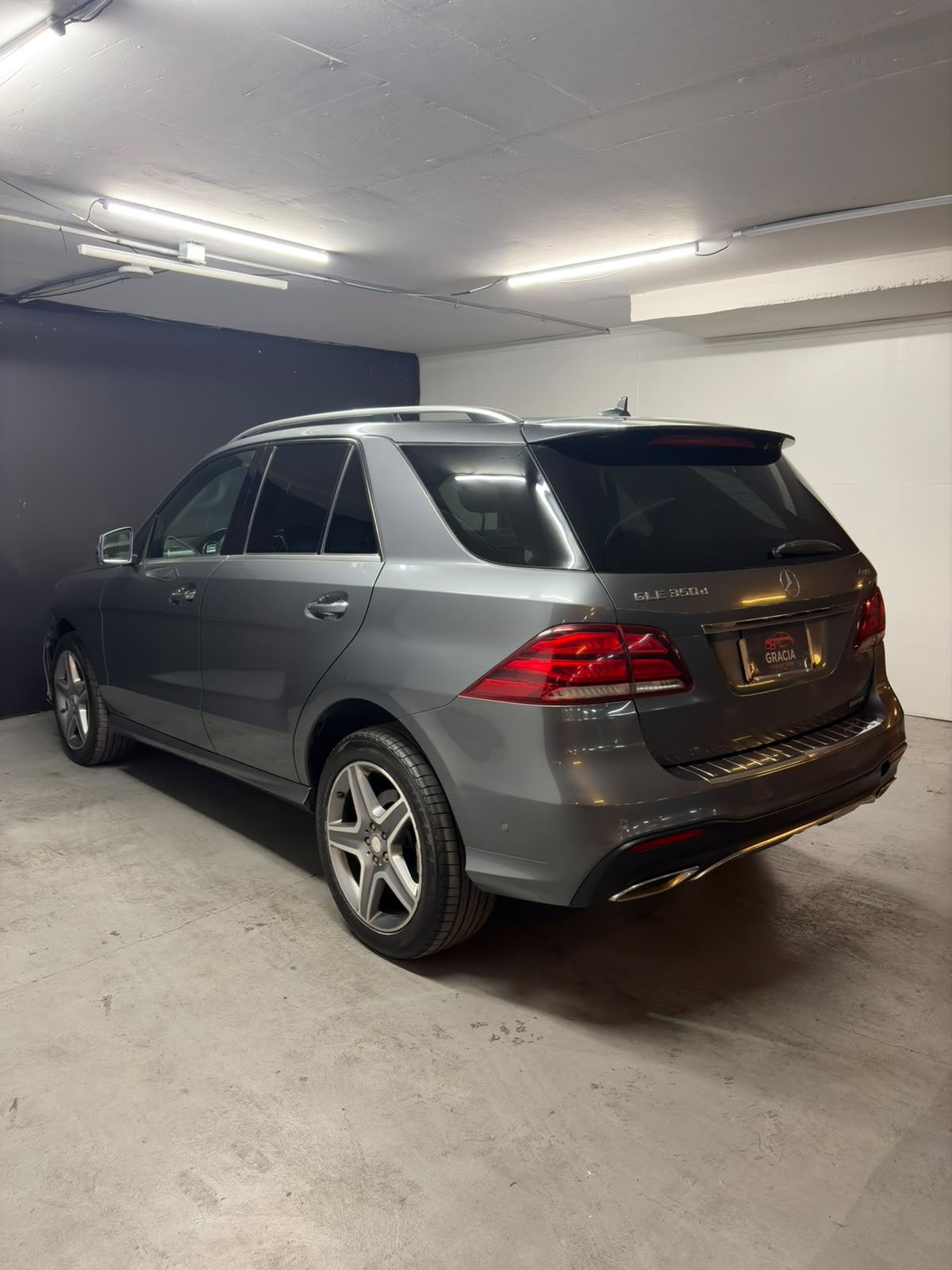 Vehicle media 6