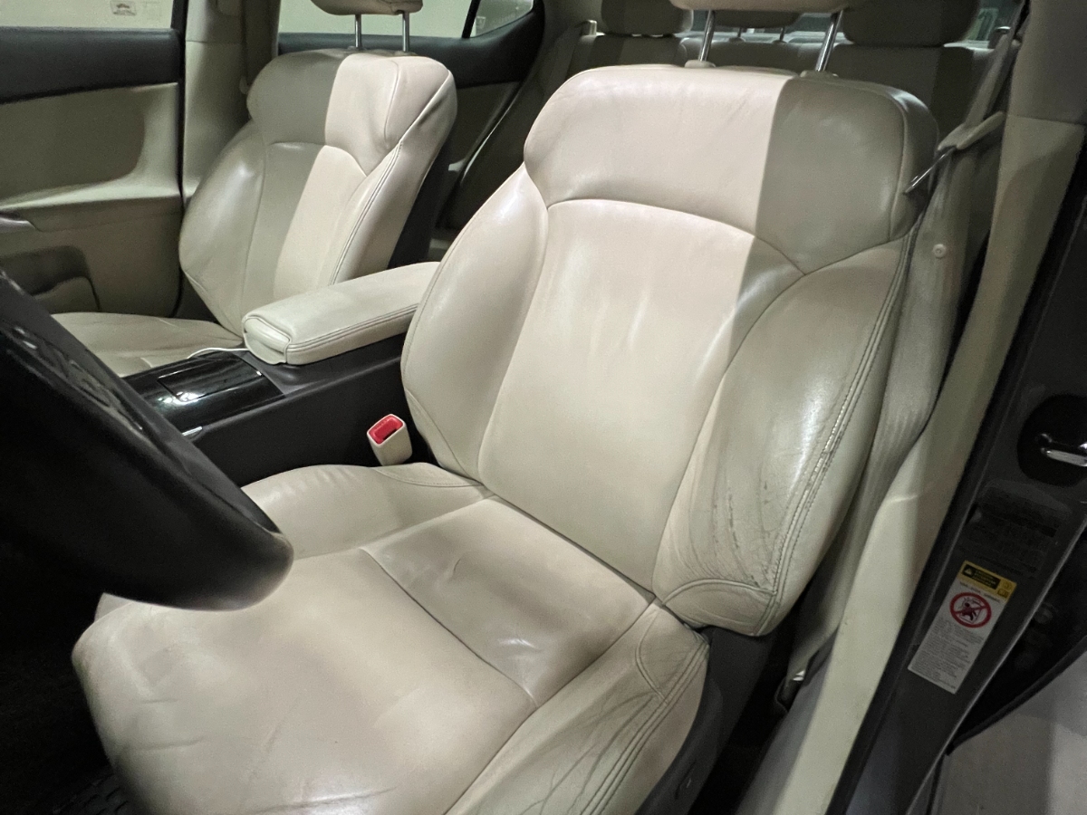Vehicle media 7