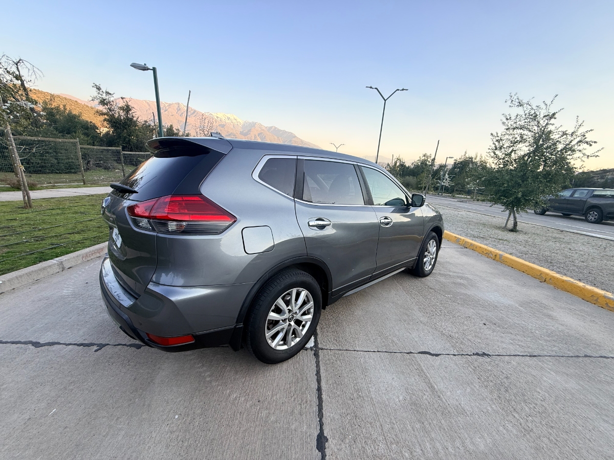 Vehicle media 11