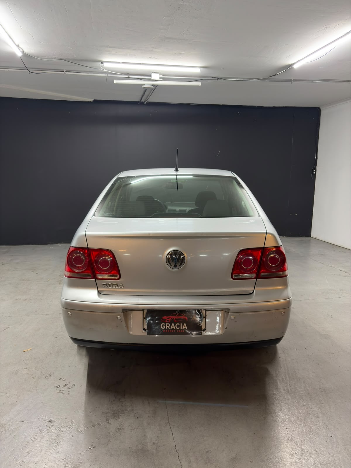 Vehicle media 5
