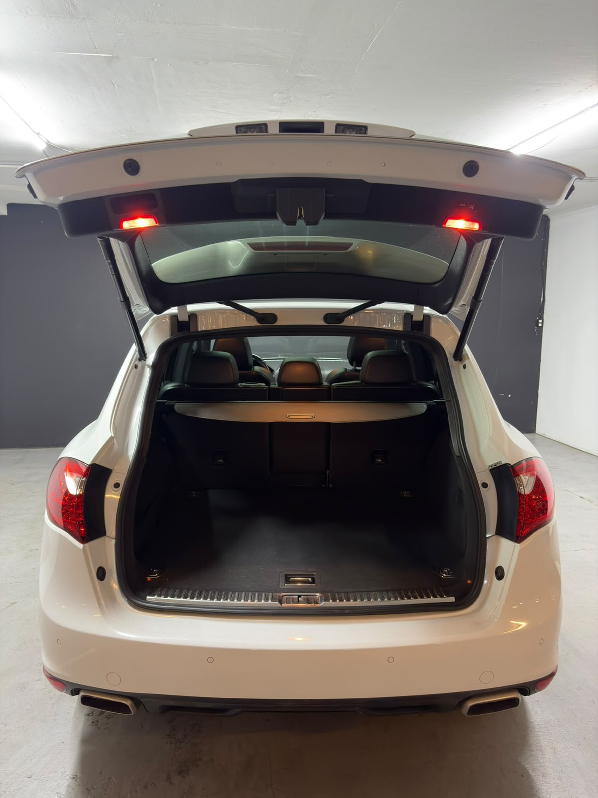 Vehicle media 19