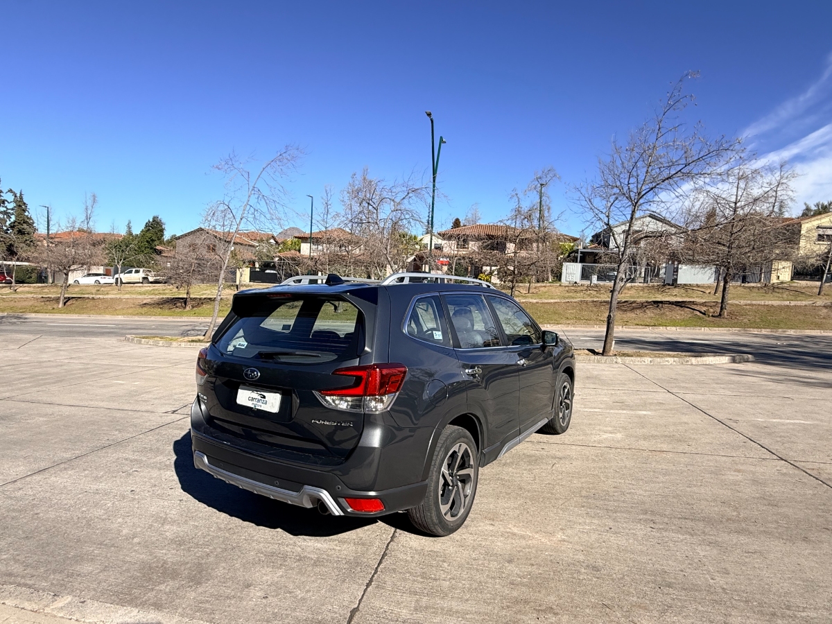 Vehicle media 8
