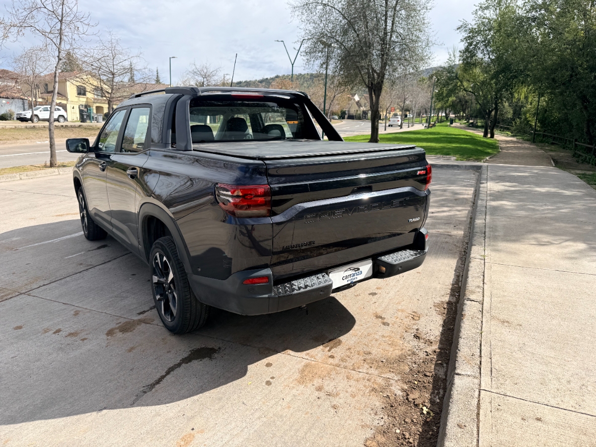 Vehicle media 4