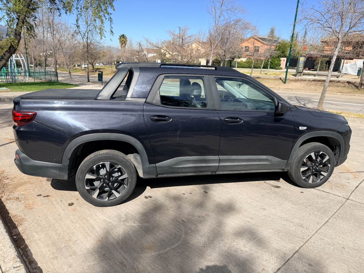 Vehicle media 6