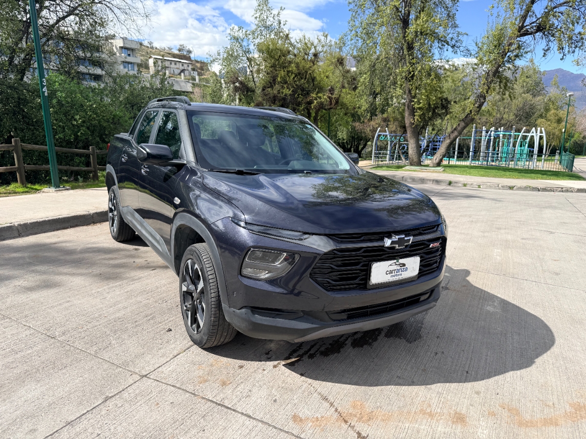 Vehicle media 7