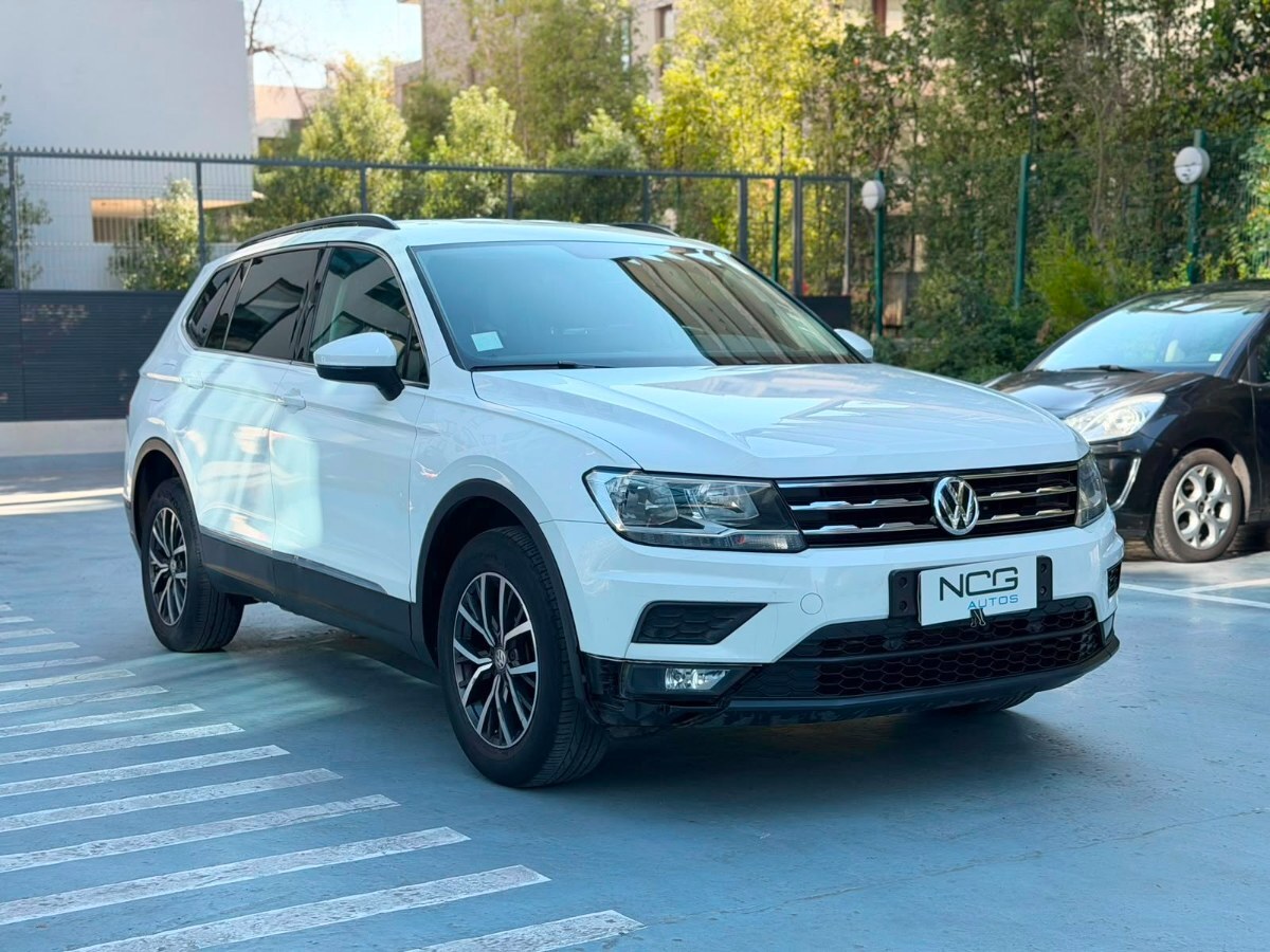 Volkswagen Tiguan undefined
