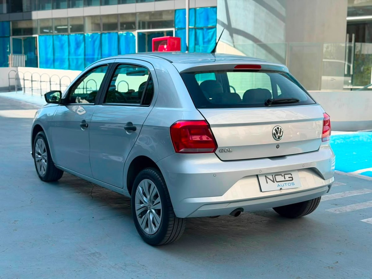 Vehicle media 6