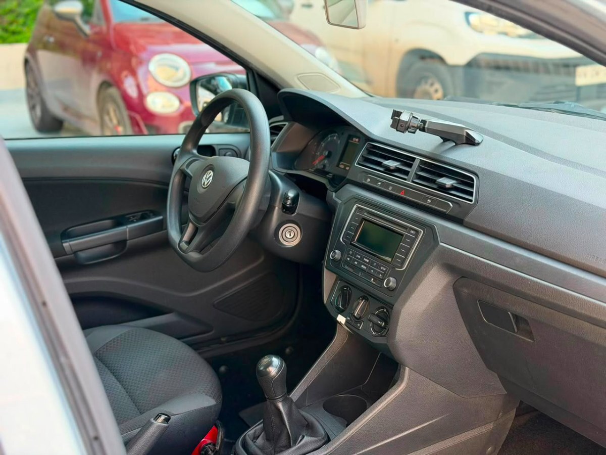 Vehicle media 9
