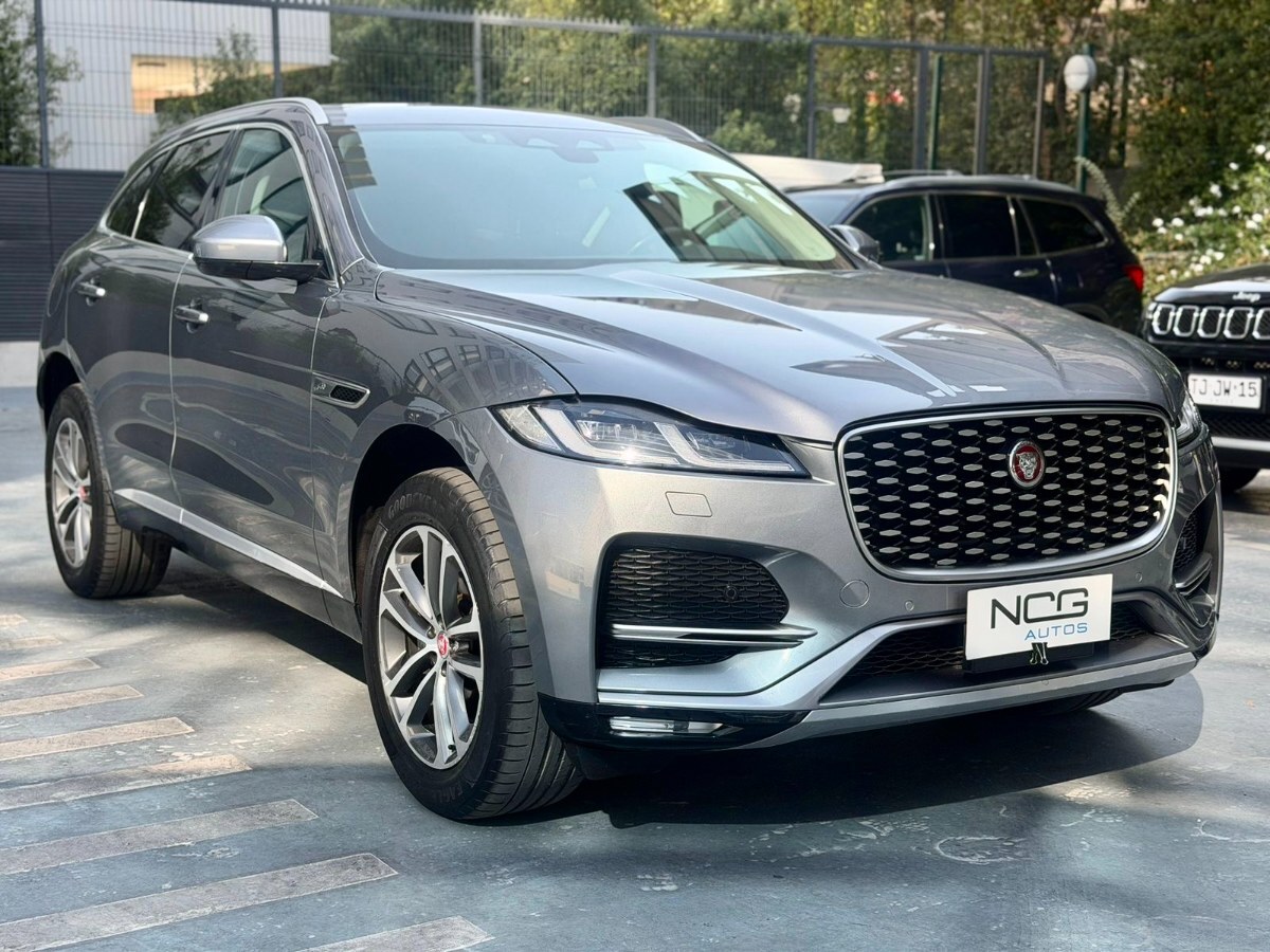 Jaguar F Pace undefined