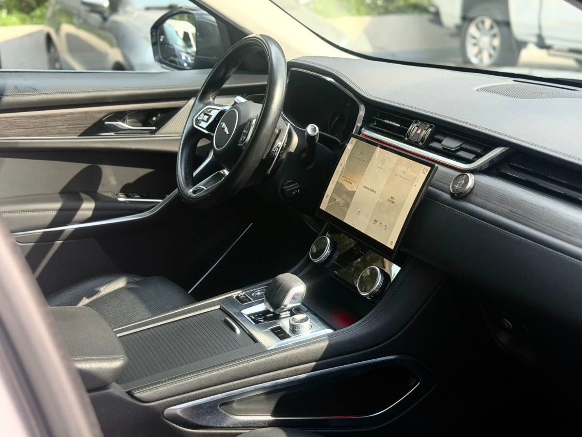 Vehicle media 11